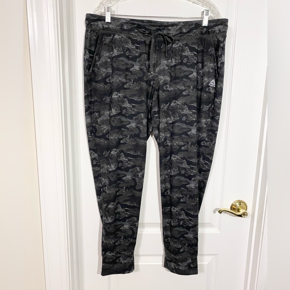 Reebok Lightweight Camo Joggers Black Gray Size XL
